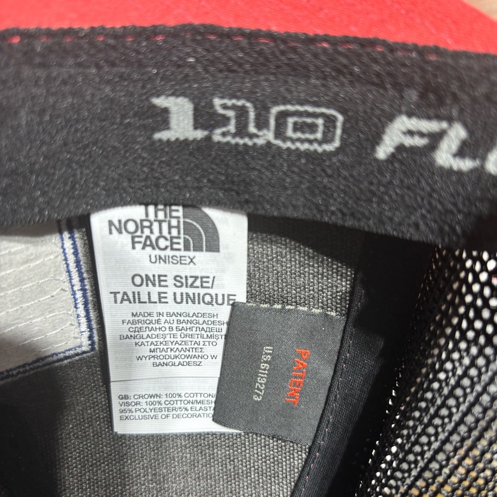 NWOT North Face red/black trucker hat - Picture 4 of 4